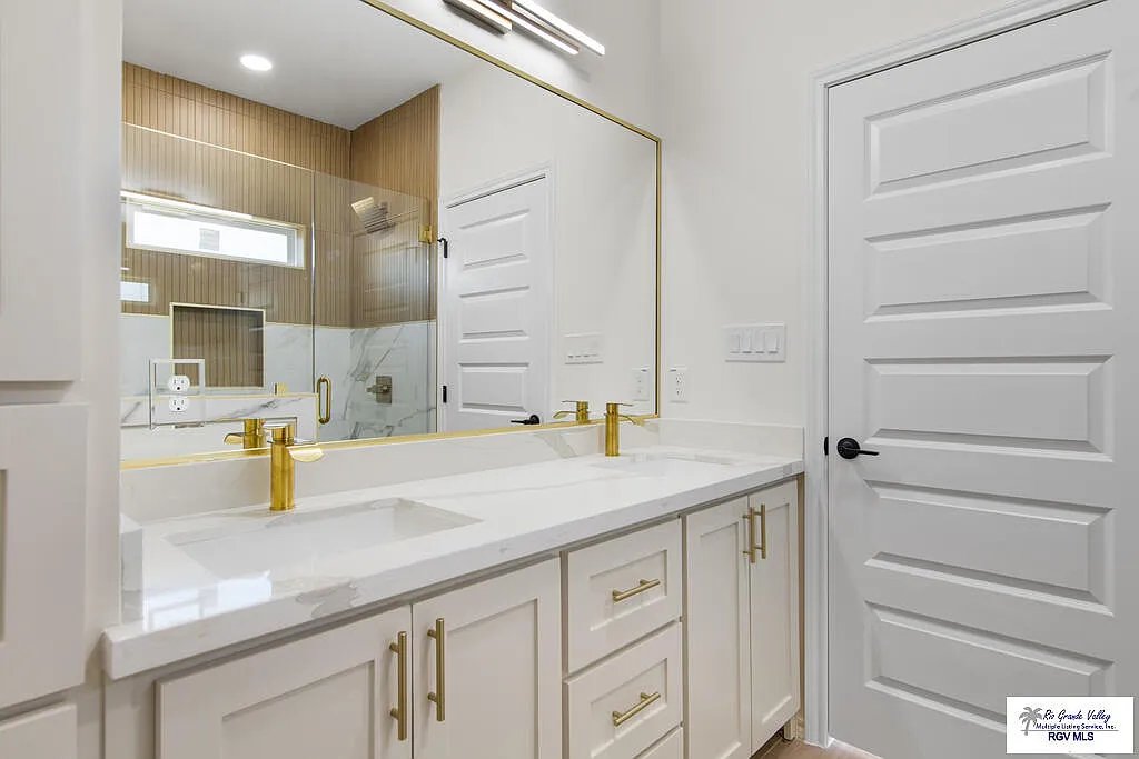 17971 Spruce Street · 3