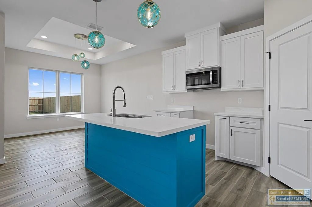 3151 Juan Castillo Ave · 4