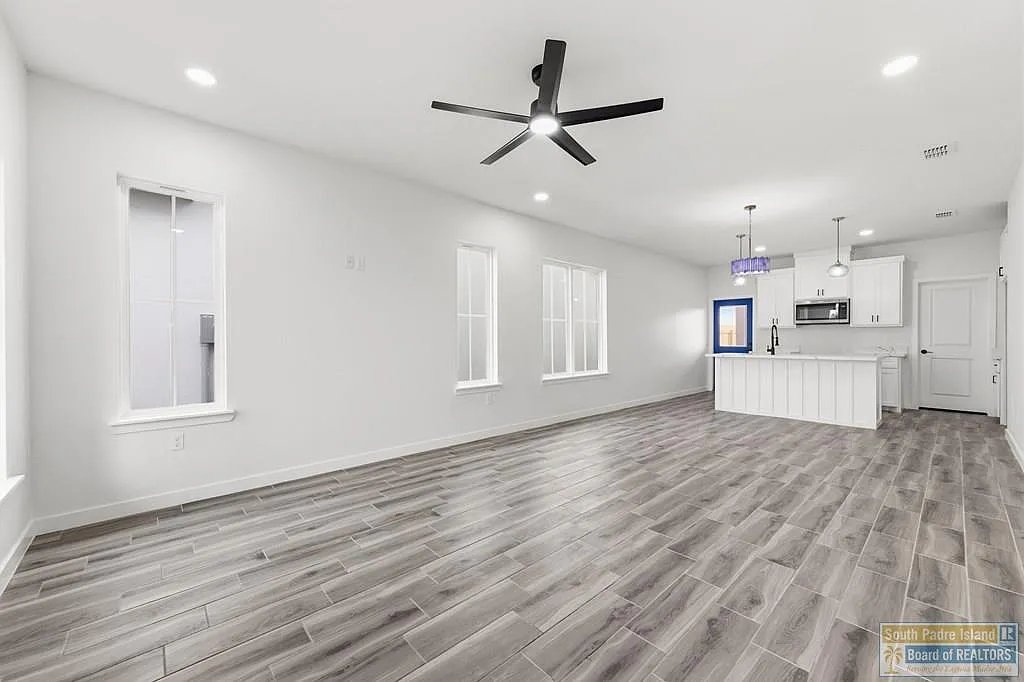 3221 Juan Castillo Ave · 2