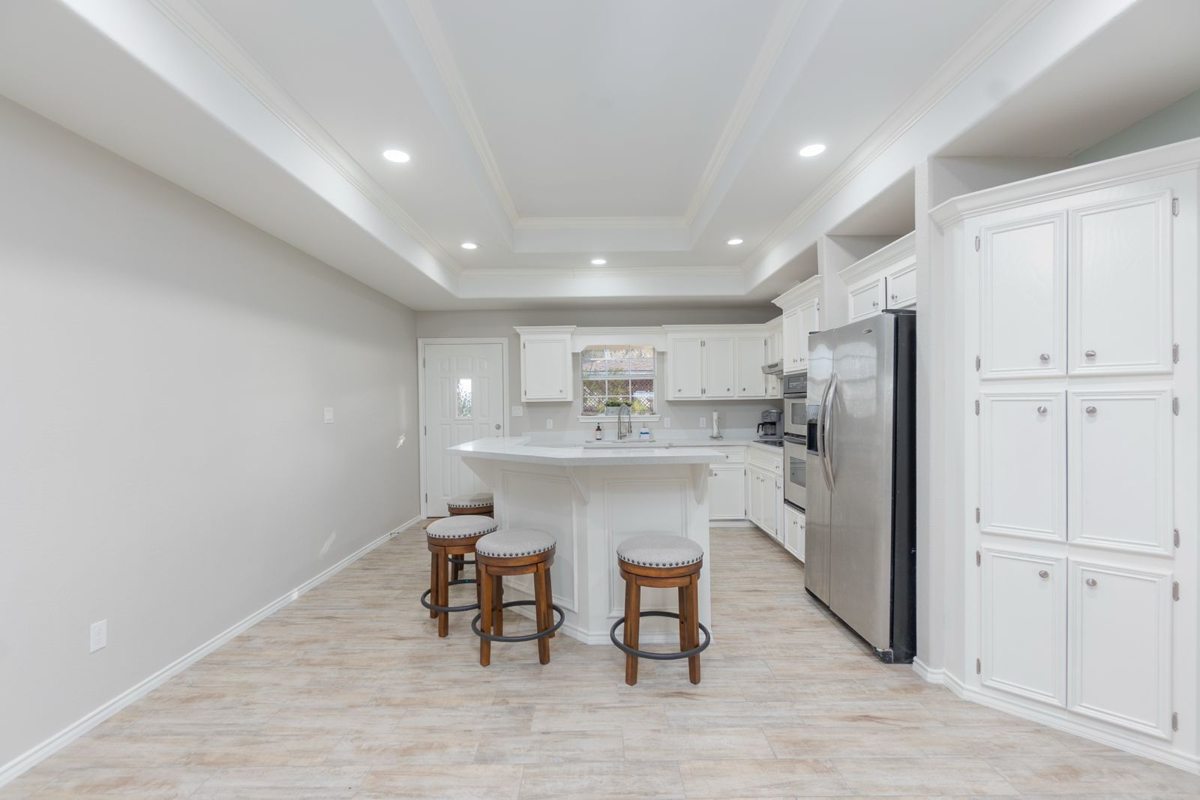 The Arroyo Waterfront House · 15