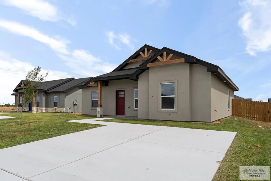 Zarate Home Designs